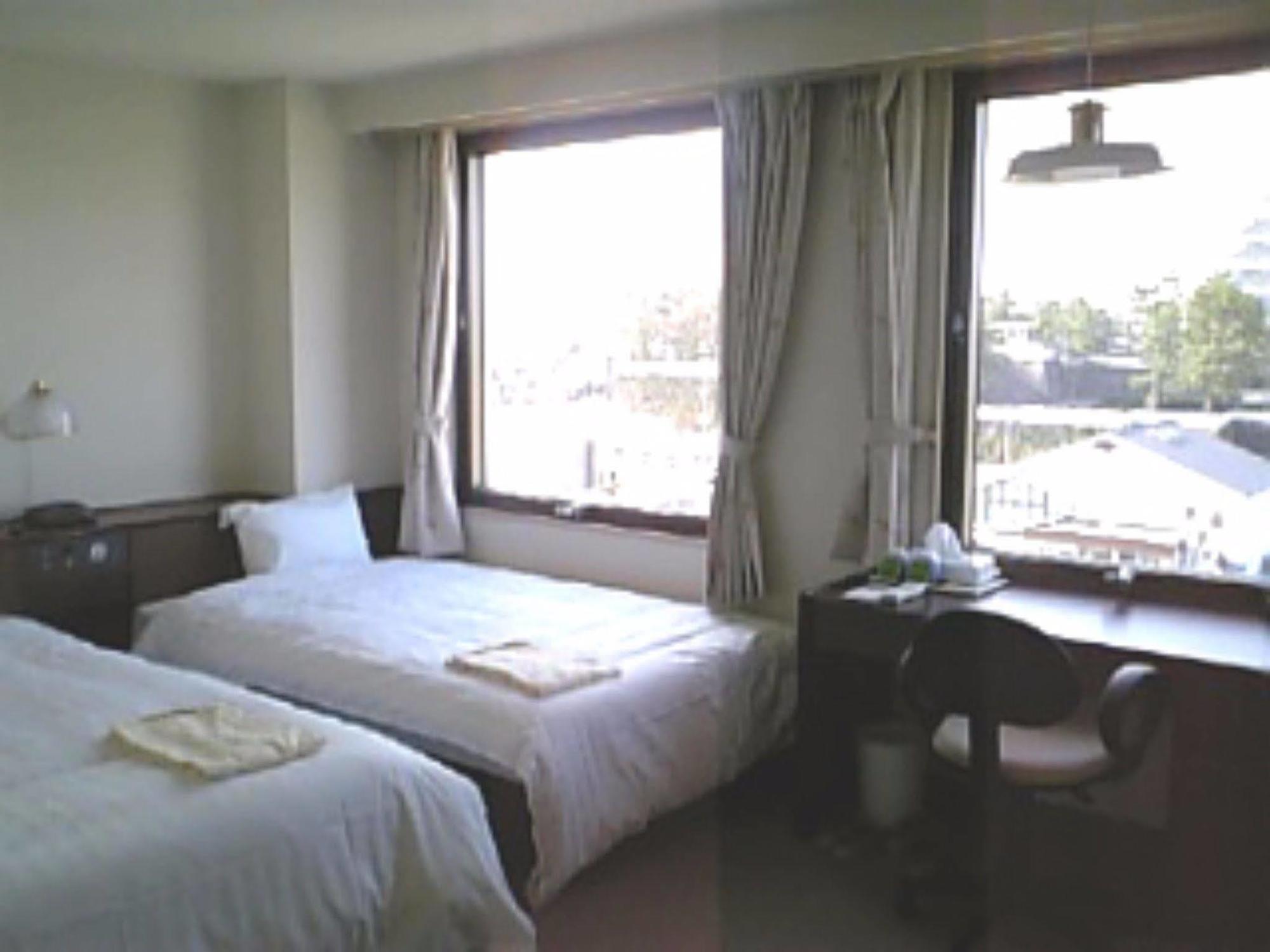 โรงแรมชิมะบาระ สเตชั่น นางาซากิ ภายนอก รูปภาพ